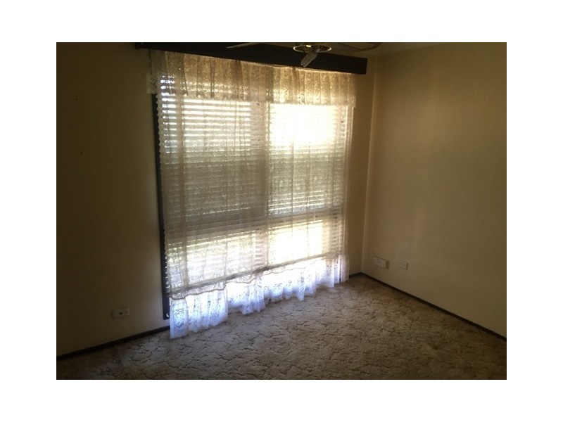 3 Dalton Place, Fairfield West NSW 2165