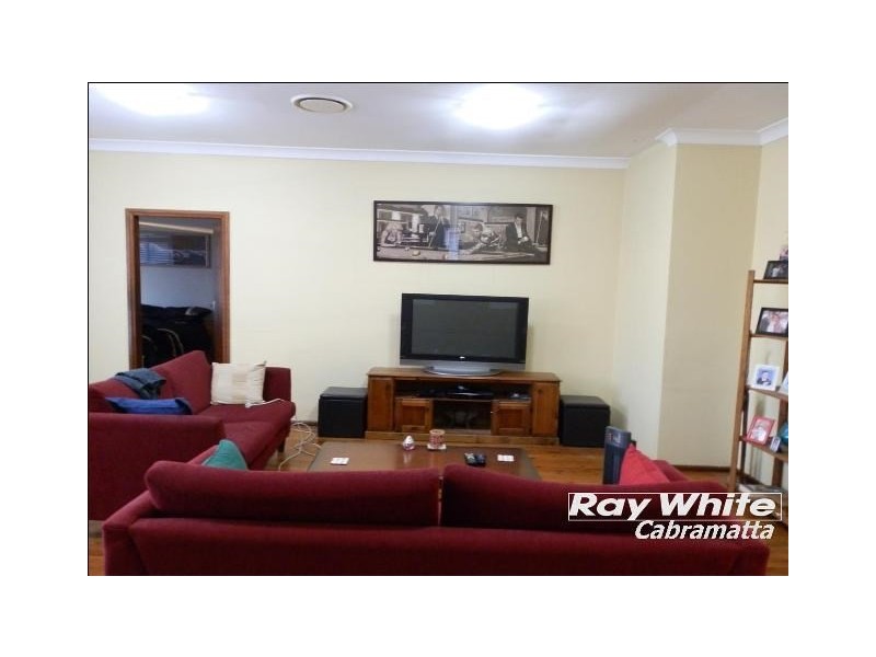182 The Horsley Drive, Carramar NSW 2163