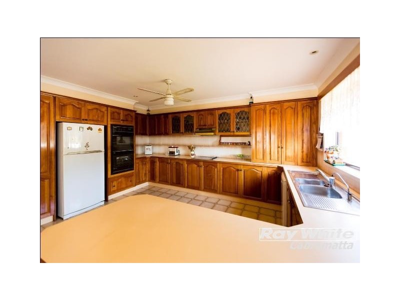 9 Canva Street, Canley Vale NSW 2166