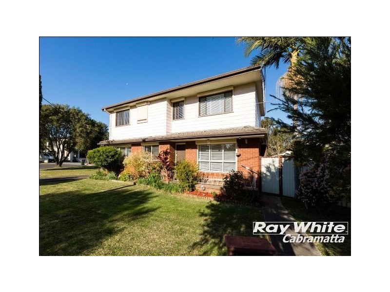 9 Canva Street, Canley Vale NSW 2166