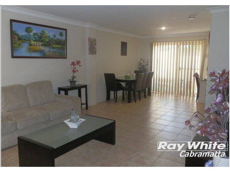 Edensor Park NSW 2176