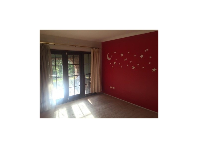 12 Silverwater Crescent, Lansvale NSW 2166