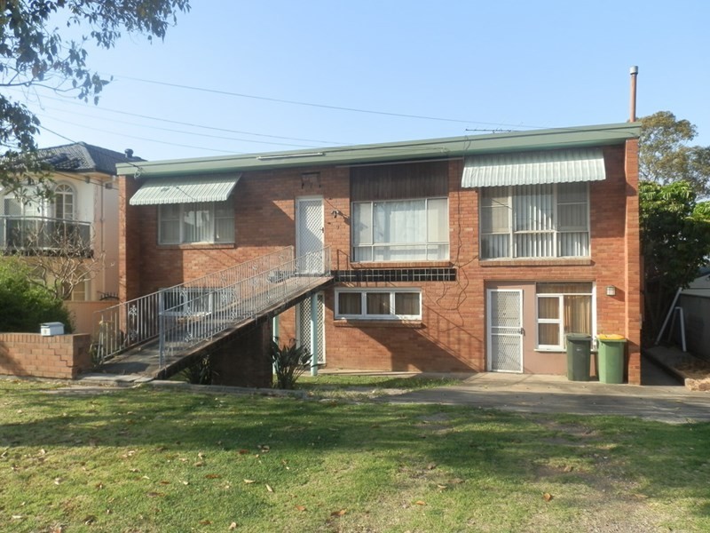 9 Hubert Street, Fairfield NSW 2165