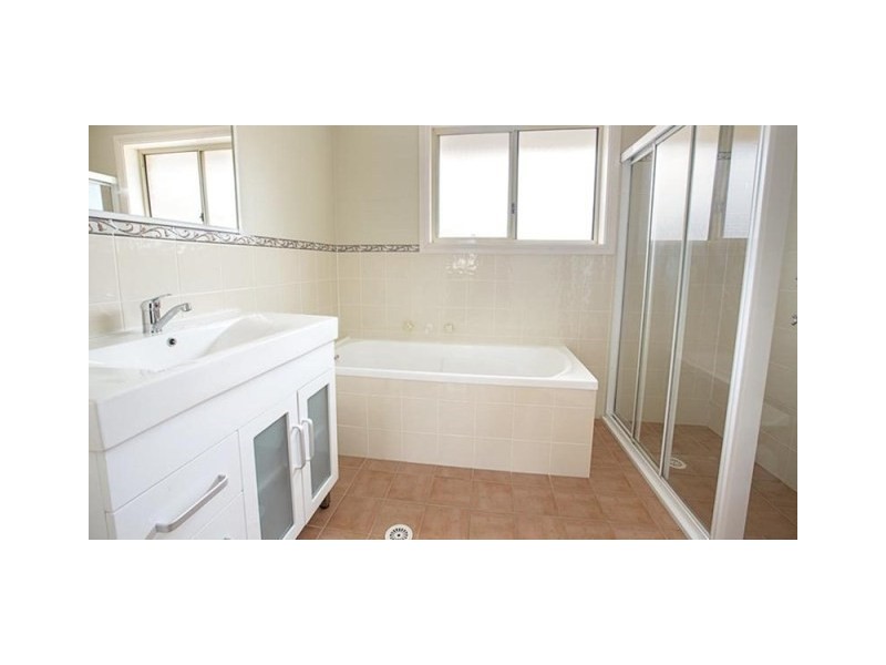 31 Chapman Street, West Hoxton NSW 2171