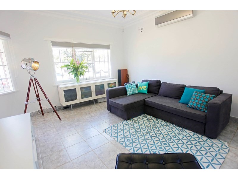 19 Bonham Street, Canley Vale NSW 2166