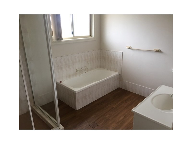 6/11 Mataro Close, Edensor Park NSW 2176