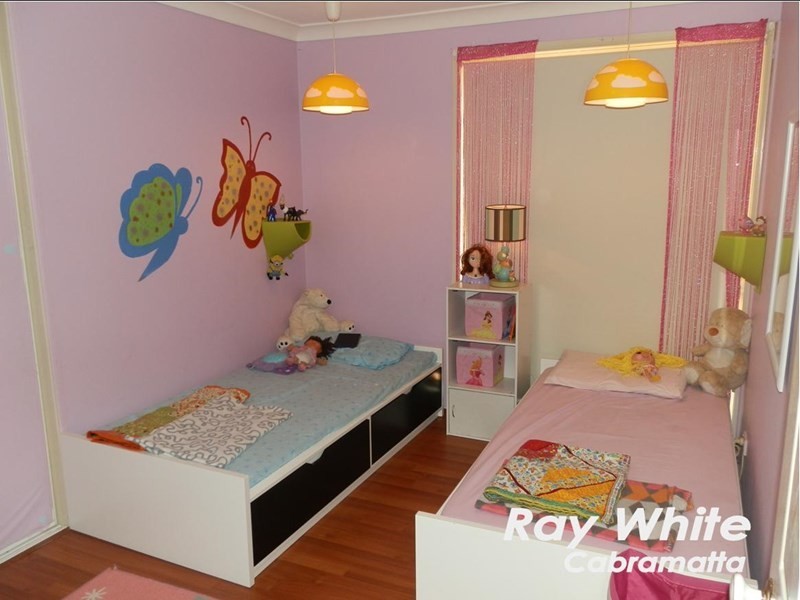 28 BUGONG Street, Prestons NSW 2170