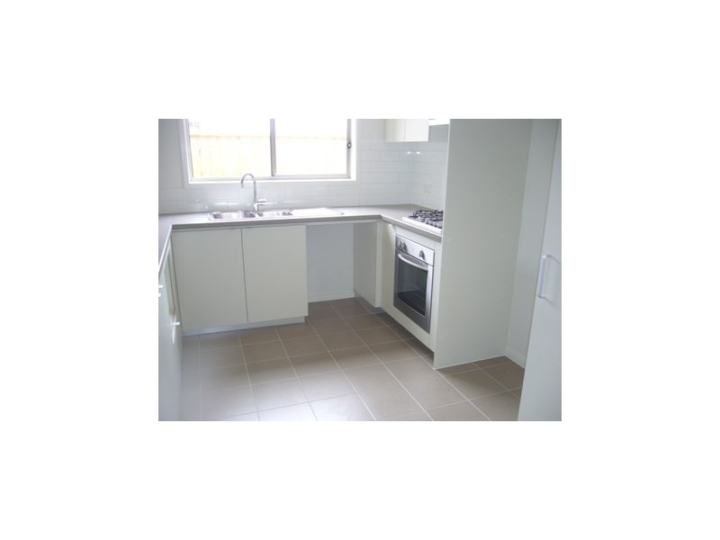 2/57 Reeves Crescent, Bonnyrigg NSW 2177