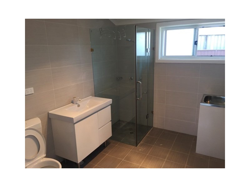 6A Kambala Crecent, Fairfield West NSW 2165