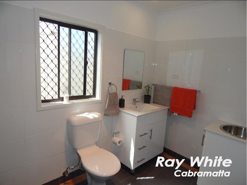 Fairfield East NSW 2165