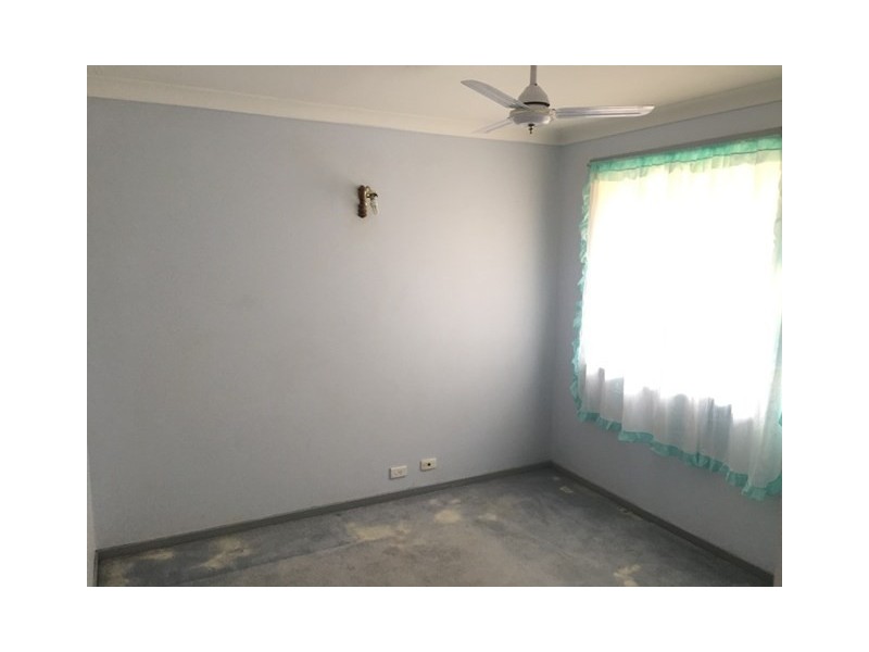 71 Nineveh Crescent, Greenfield Park NSW 2176