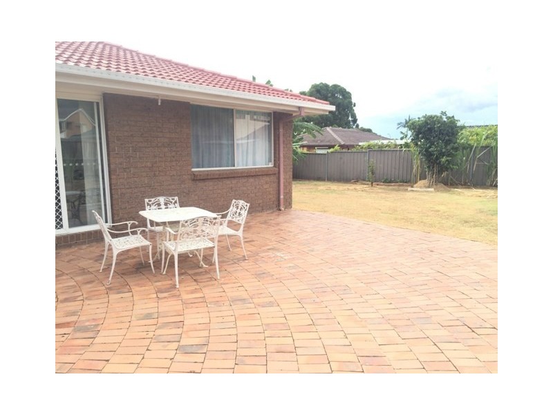 71 Nineveh Crescent, Greenfield Park NSW 2176