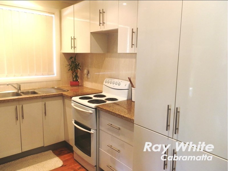 Fairfield West NSW 2165