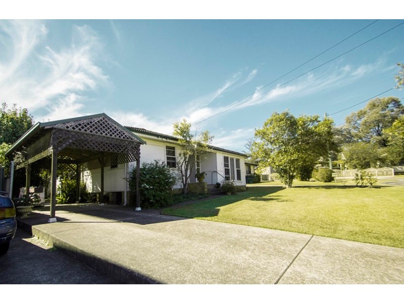 8 Geddes Place, Cabramatta West NSW 2166