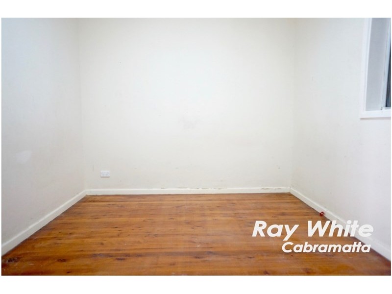 2 Chelsea Drive, Canley Heights NSW 2166