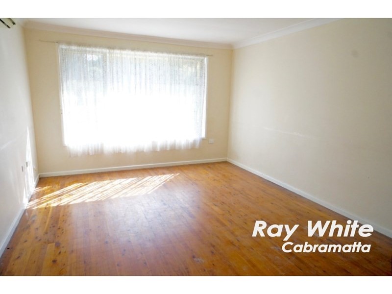 2 Chelsea Drive, Canley Heights NSW 2166