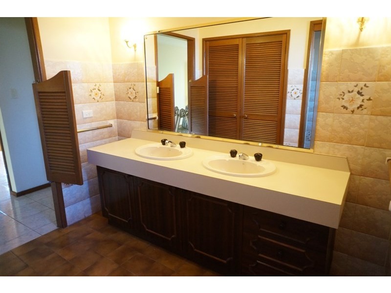 20 Mimosa Road, Bossley Park NSW 2176