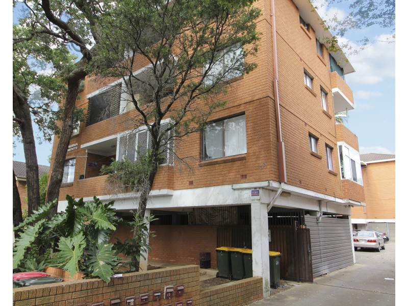 2/72 Mcburney Road, Cabramatta NSW 2166