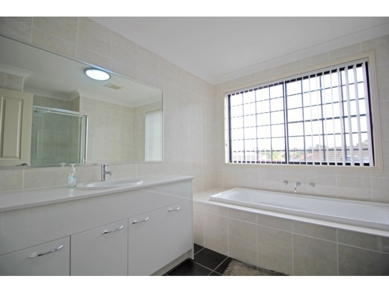 75 The Avenue, Canley Vale NSW 2166