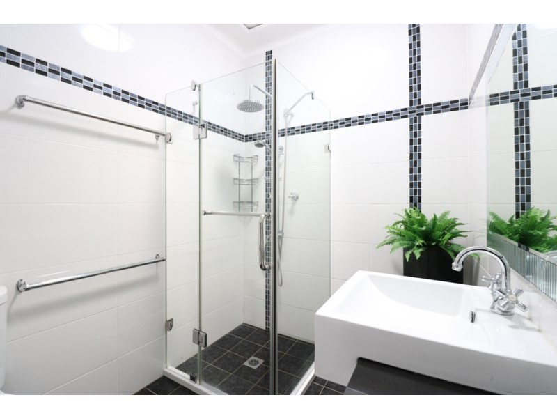 71 Avoca Road, Canley Heights NSW 2166