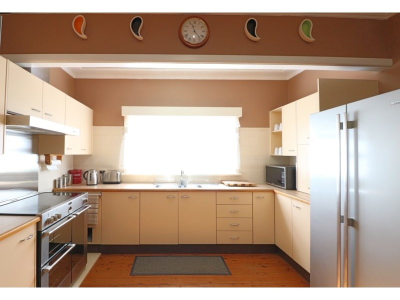 71 Avoca Road, Canley Heights NSW 2166