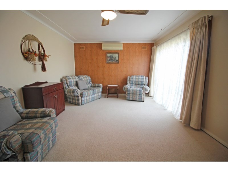 8 Annette Street, Cabramatta West NSW 2166