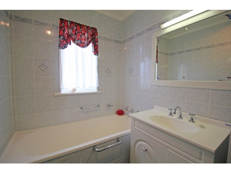 8 Annette Street, Cabramatta West NSW 2166