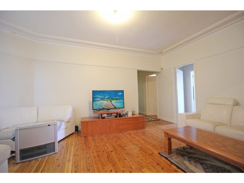 1 Francis Street, Fairfield NSW 2165