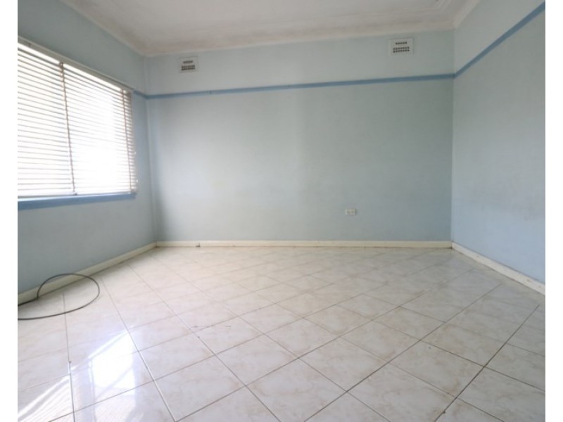 144 Hamilton Street, Fairfield NSW 2165