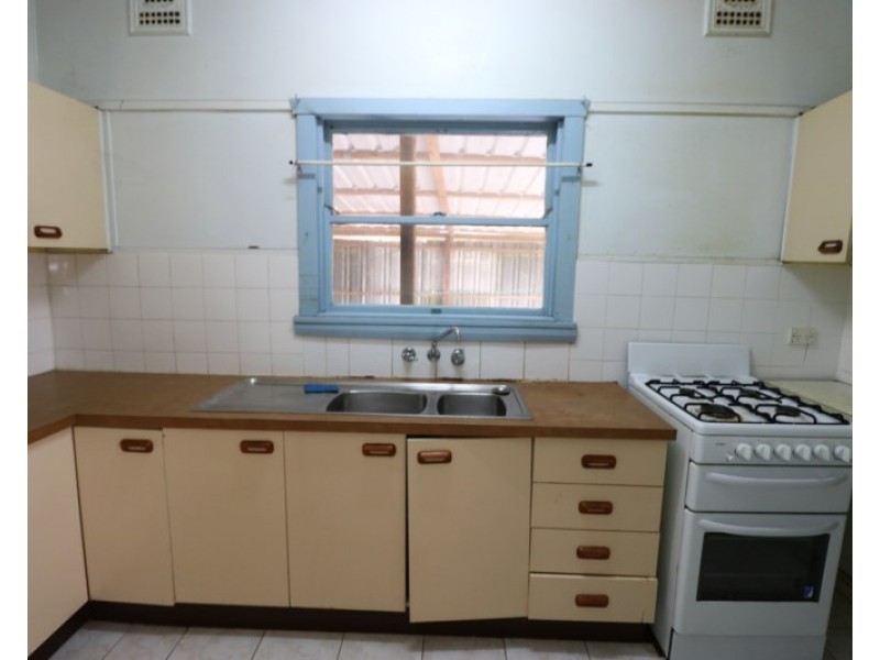 144 Hamilton Street, Fairfield NSW 2165