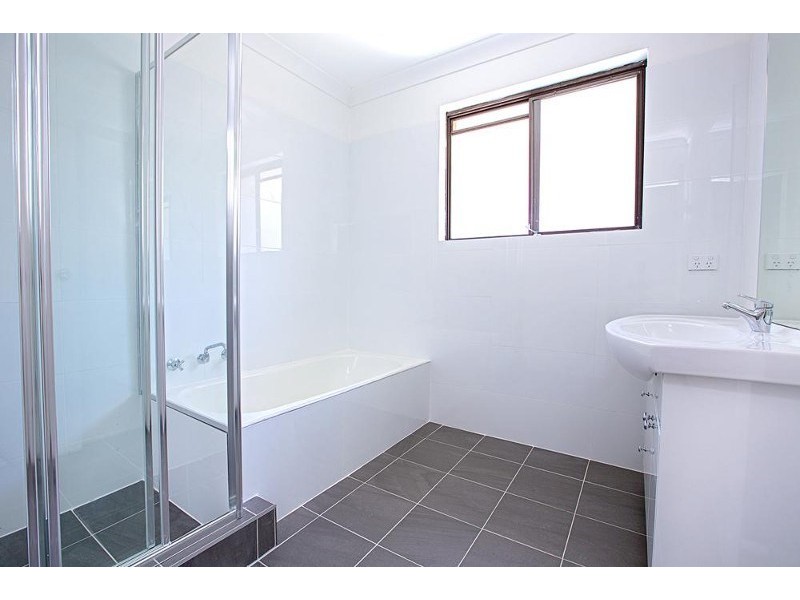 1/31-33 Hughes Street, Cabramatta NSW 2166