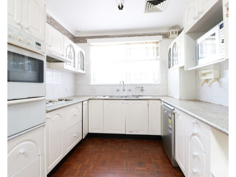 1 Kelly Place, Mount Pritchard NSW 2170