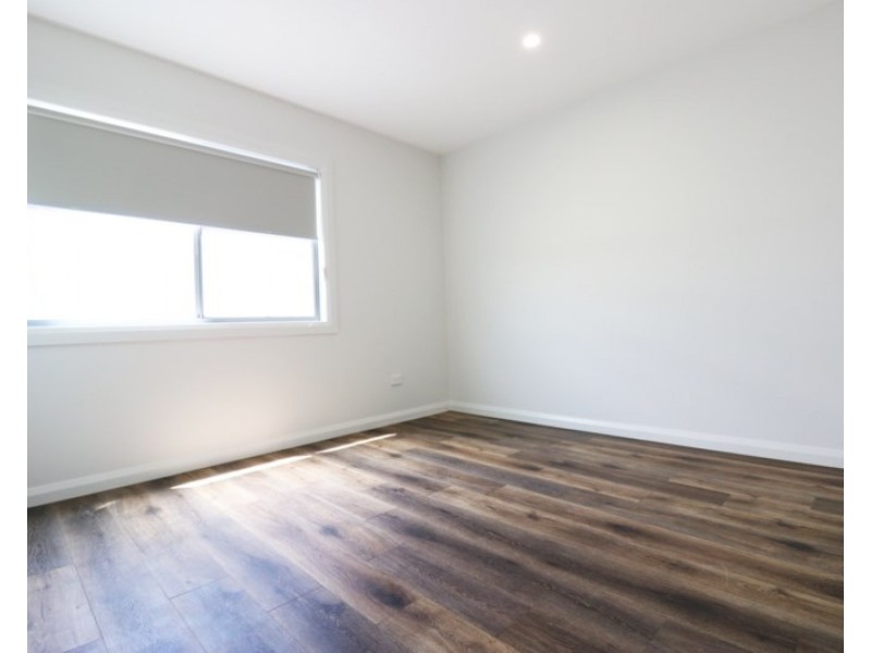 34 Earl Street, Canley Heights NSW 2166