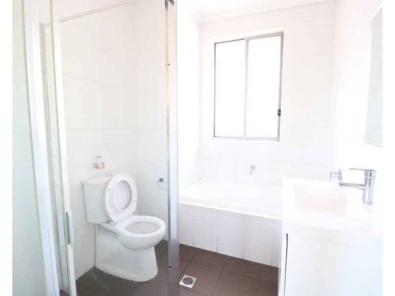 16/7 Bathurst Street, Liverpool NSW 2170