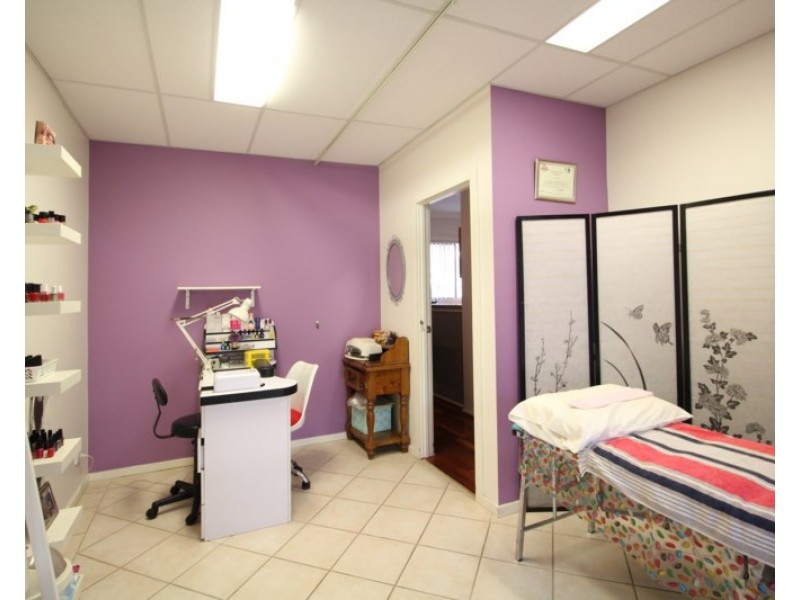 28 Smith Crescent, Liverpool NSW 2170