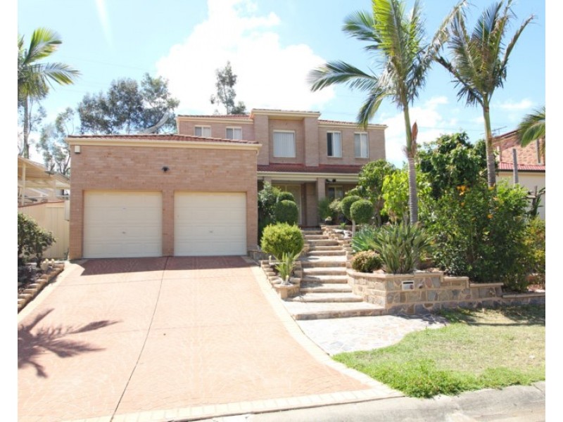 4 Curtale Court, Green Valley NSW 2168