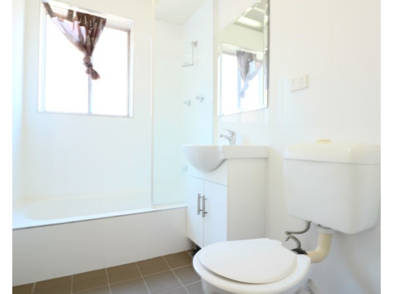 5/62 Cumberland Street, Cabramatta NSW 2166