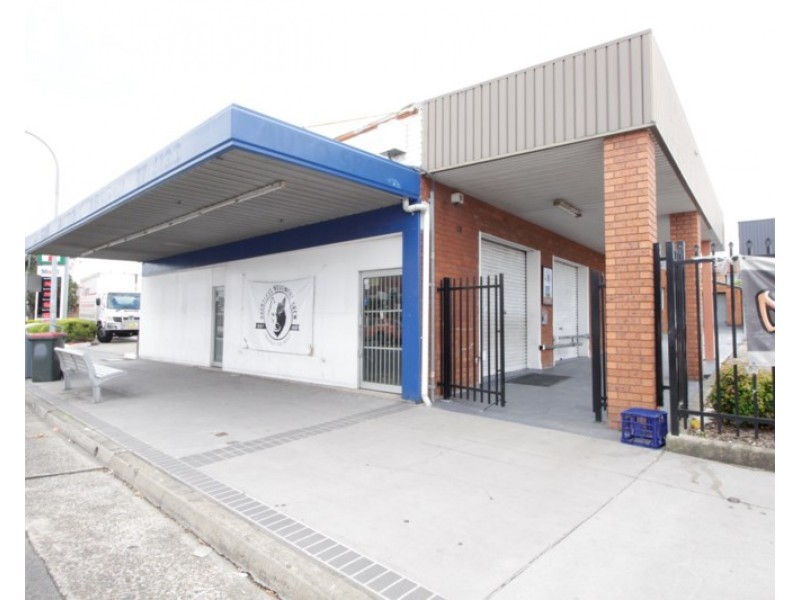 230 Hamilton Road, Fairfield NSW 2165