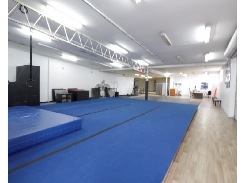 230 Hamilton Road, Fairfield NSW 2165