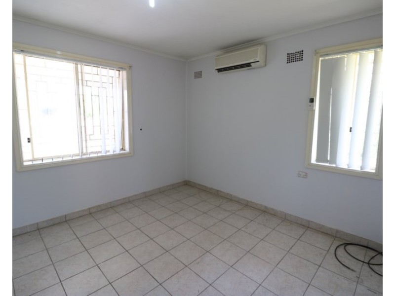 31 Festival Street, Sadleir NSW 2168