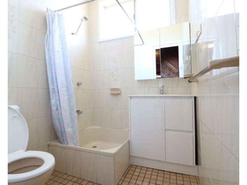 43 Derria Street, Canley Heights NSW 2166