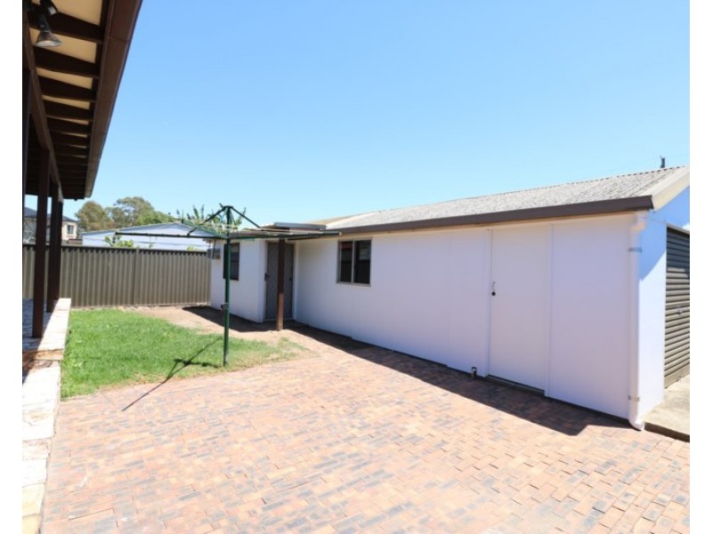 43 Derria Street, Canley Heights NSW 2166