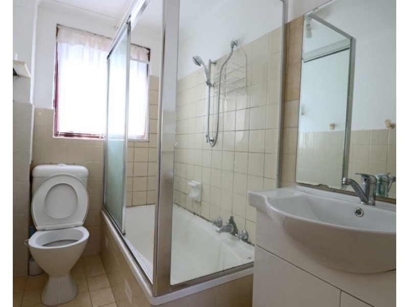 16/3 Gilbert Street, Cabramatta NSW 2166