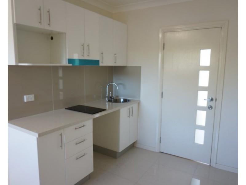 69a Madeline Street, Fairfield West NSW 2165