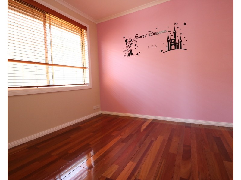 3 Tamworth Crescent, Hoxton Park NSW 2171