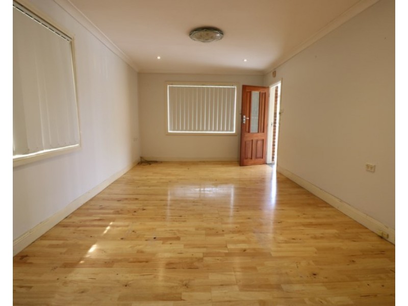 31 Festival Street, Sadleir NSW 2168