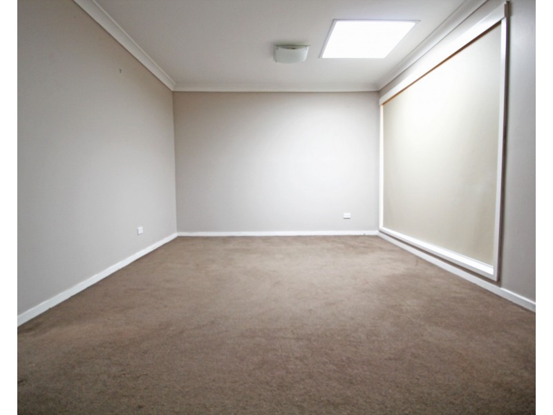 15 Wentworth Street, Glenfield NSW 2167