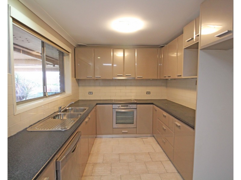 15 Wentworth Street, Glenfield NSW 2167