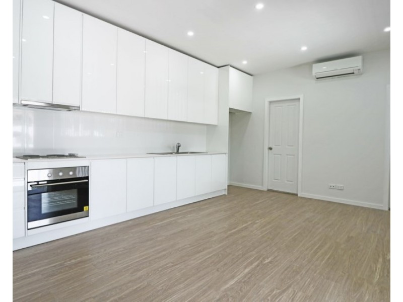 5 Ravenswood Street, Canley Vale NSW 2166