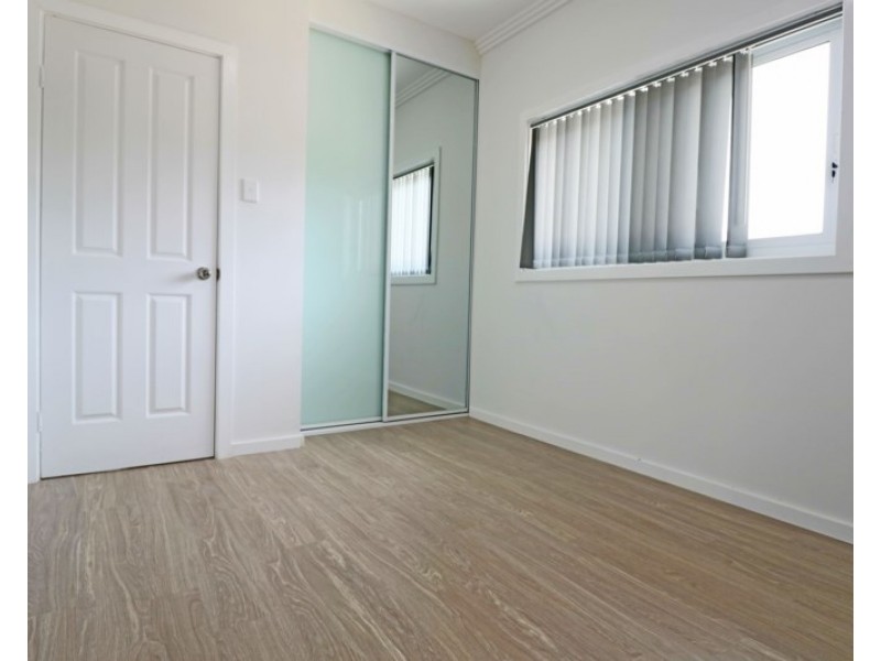 5 Ravenswood Street, Canley Vale NSW 2166